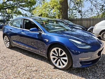 Tesla Model 3 LONG RANGE AWD