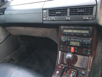 Mercedes SL Class SL320