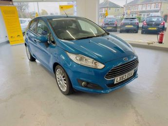 Ford Fiesta 1.0T EcoBoost Titanium Euro 5 (s/s) 5dr