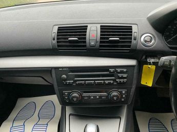 BMW 1 SERIES 2.0 118i SE Steptronic Euro 4 5dr