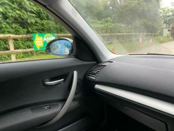 BMW 1 SERIES 2.0 118i SE Steptronic Euro 4 5dr