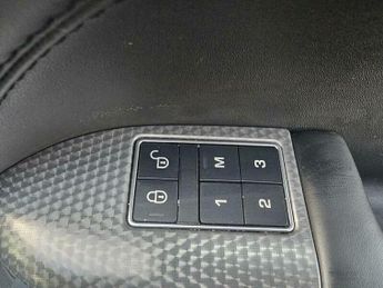Land Rover Range Rover Sport 4.4 SD V8 Autobiography Dynamic Auto 4WD Euro 6 (s/s) 5dr