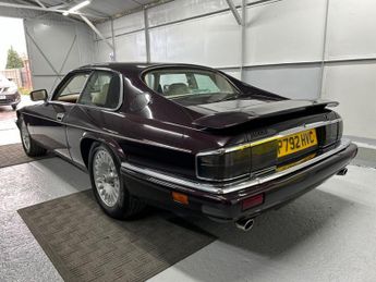 Jaguar XJS V12CPE