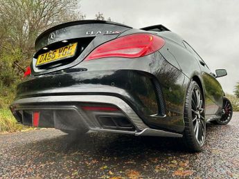 Mercedes-Benz A Class 2.0 CLA45 AMG Coupe SpdS DCT 4MATIC Euro 6 (s/s) 4dr