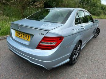 Mercedes-Benz C Class 2.1 C220 CDI AMG Sport Plus G-Tronic+ Euro 5 (s/s) 4dr