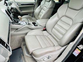 Porsche Cayenne D V6 TIPTRONIC