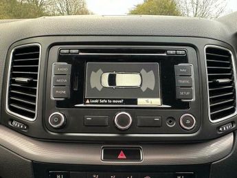 Volkswagen Sharan 2.0 TDI BlueMotion Tech SE DSG Euro 5 (s/s) 5dr
