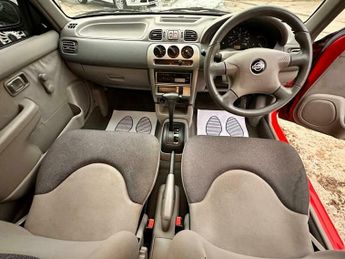 Nissan Micra 1.0 16v S CVT 3dr