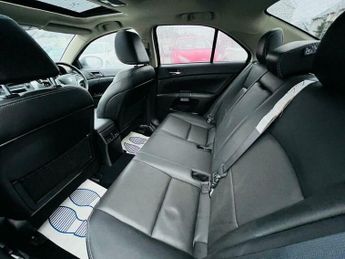 Suzuki Kizashi 2.4 16V Sport CVT 4WD Euro 5 4dr