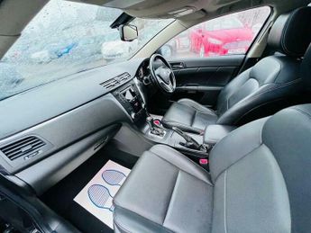 Suzuki Kizashi 2.4 16V Sport CVT 4WD Euro 5 4dr