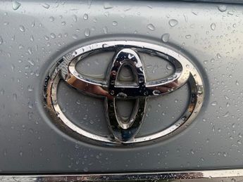 Toyota Estima 2.4 E-Four X Hybrid
