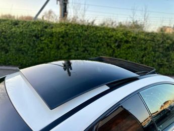 Mercedes-Benz E Class 2.0 E220d AMG Line (Premium Plus) Coupe 2dr Diesel G-Tronic+ Eur