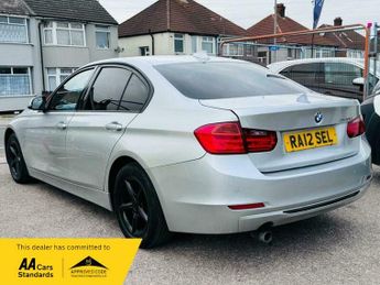 BMW 3 SERIES 2.0 320d Sport Auto Euro 5 (s/s) 4dr
