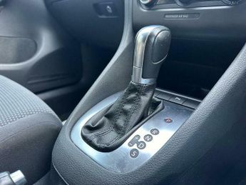Volkswagen Golf 1.6 TDI Match DSG Euro 5 5dr