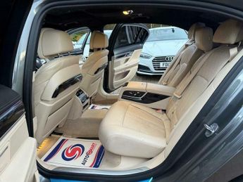 BMW 7 SERIES 2.0 740Le 9.2kWh M Sport Auto xDrive Euro 6 (s/s) 4dr