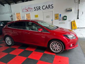 Ford Focus 1.6 TDCi Zetec Hatchback 5dr Diesel Manual Euro 5 (s/s) (115 ps)