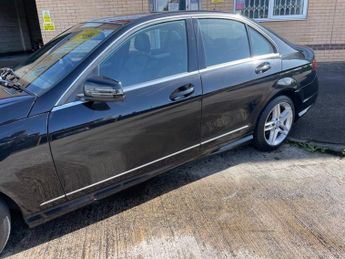 Mercedes C Class C220 CDI BLUEEFFICIENCY AMG SPORT