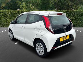 Toyota AYGO VVT-I X-PLAY X-SHIFT TSS