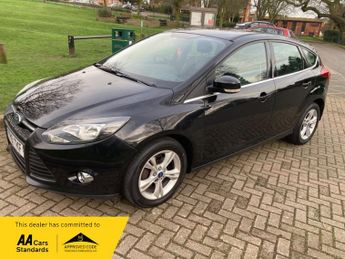 Ford Focus 1.6 Zetec Hatchback 5dr Petrol Manual Euro 5 (105 ps)