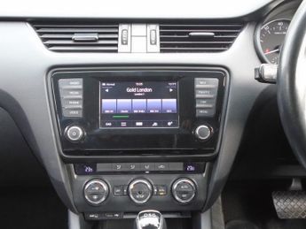 Skoda Octavia ELEGANCE TSI DSG
