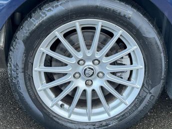 Jaguar XF 2.2d SE Business Sportbrake 5dr Diesel Auto Euro 5 (s/s) (163 ps