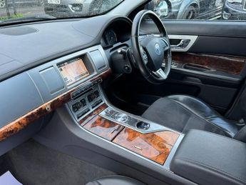 Jaguar XF 2.2d SE Business Sportbrake 5dr Diesel Auto Euro 5 (s/s) (163 ps