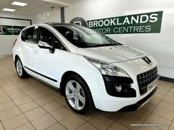 Peugeot 3008 1.6 HDI ALLURE [6X SERVICES & PANORAMIC ROOF]