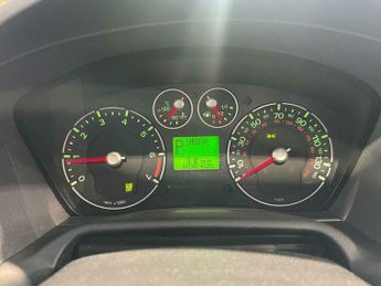 Ford Fusion 1.6 Plus Hatchback 5dr Petrol Automatic (181 g/km, 99 bhp)