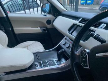 Land Rover Range Rover Sport SDV6 HSE DYNAMIC