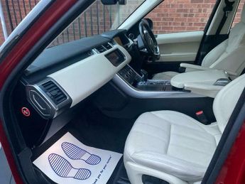 Land Rover Range Rover Sport SDV6 HSE DYNAMIC
