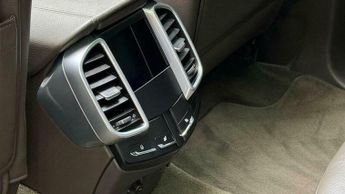 Porsche Cayenne 3.0 TD V6 TiptronicS 4WD Euro 6 (s/s) 5dr