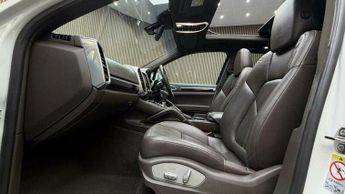 Porsche Cayenne 3.0 TD V6 TiptronicS 4WD Euro 6 (s/s) 5dr