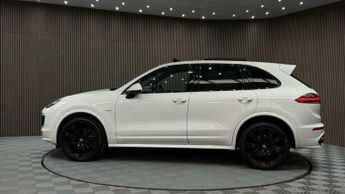 Porsche Cayenne 3.0 TD V6 TiptronicS 4WD Euro 6 (s/s) 5dr