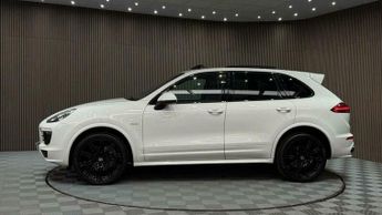 Porsche Cayenne 3.0 TD V6 TiptronicS 4WD Euro 6 (s/s) 5dr
