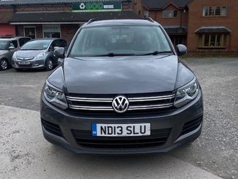 Volkswagen Tiguan S TDI BLUEMOTION TECHNOLOGY 4MOTION-HEATED SEATS-GREAT SERVICE H