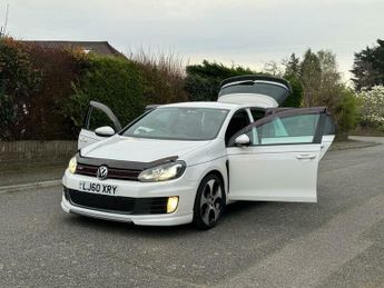 Volkswagen Golf GTI 2.0 245PS TSI 7-spd DSG