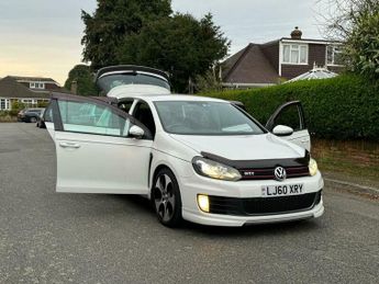 Volkswagen Golf GTI 2.0 245PS TSI 7-spd DSG