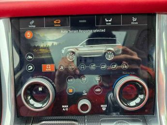 Land Rover Range Rover 3.0 Petrol Automatic P400 MHEV HSE Dynamic SUV 5dr 4WD Euro 6 (s