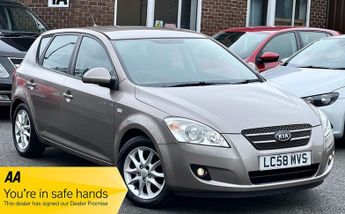 Kia Ceed 1.6 LS 5dr (FUL SERVICE HISTORY+LADY OWNER)