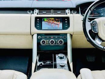 Land Rover Range Rover TDV6 AUTOBIOGRAPHY