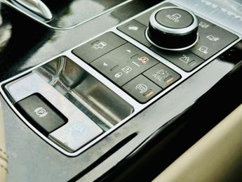 Land Rover Range Rover TDV6 AUTOBIOGRAPHY