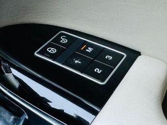 Land Rover Range Rover TDV6 AUTOBIOGRAPHY