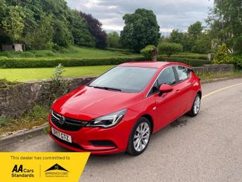 Vauxhall Astra 1.4i Tech Line Hatchback 5dr Petrol Manual Euro 6 (100 ps)