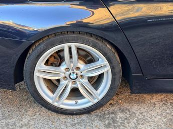 BMW 5 SERIES 520d M SPORT
