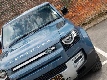 Land Rover Defender S - Tasman Blue - 360 Cameras