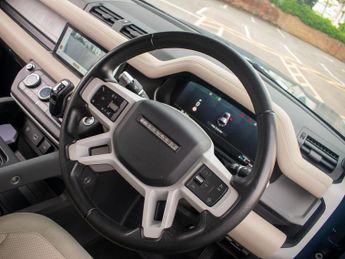 Land Rover Defender S - Tasman Blue - 360 Cameras