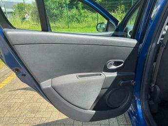 Renault Clio 1.6 VVT Expression Auto Euro 5 5dr