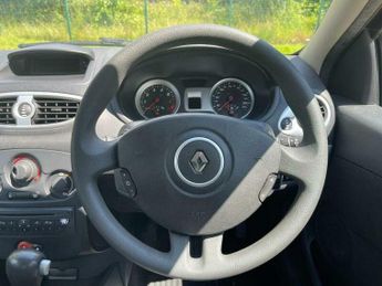 Renault Clio 1.6 VVT Expression Auto Euro 5 5dr