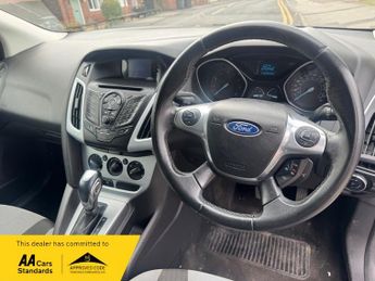 Ford Focus 1.6 Zetec Powershift Euro 5 5dr