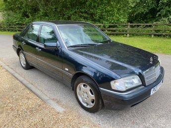 Mercedes C Class C280 ELEGANCE !! TWO OWNERS - EXCELLENT CONDITION INSIDE & OUT !